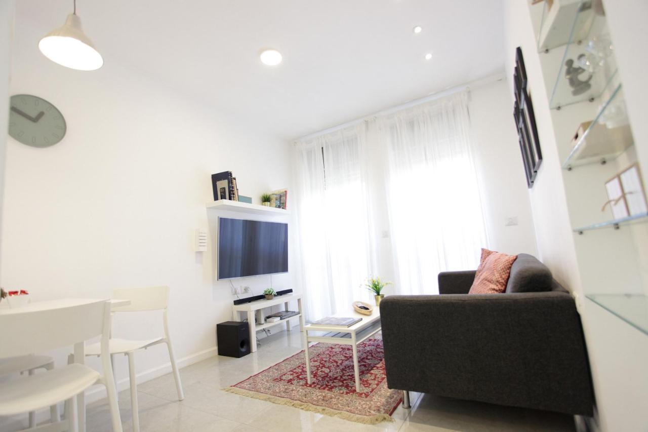 Modern Home In The Heart Of Nachlaot Йерусалим Екстериор снимка